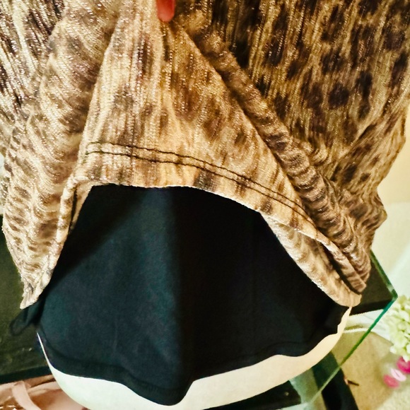 INC NEW Blouse cheetah Style size M - Picture 16 of 16